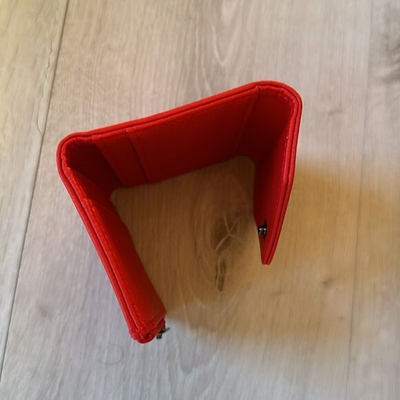 Delta Box Wallet‎ Red NWT in packaging - Picture 5 of 5